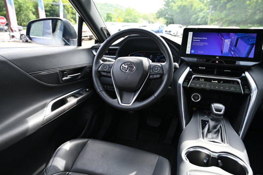 Used 2024 Toyota Venza Limited AWD/4WD image 15