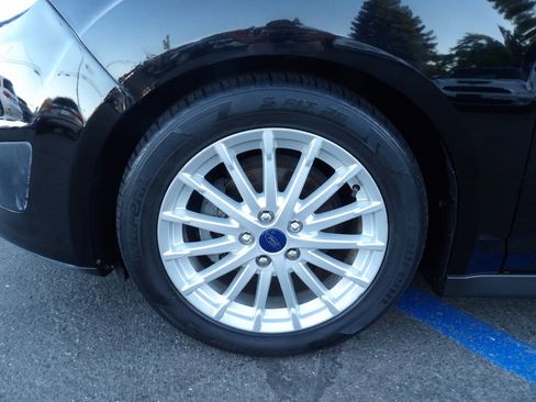 Used 2016 Ford C-MAX SE w/ Interior Protection Package FWD image 12