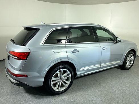 Certified 2025 Audi Q7 3.0T Premium Plus image 38
