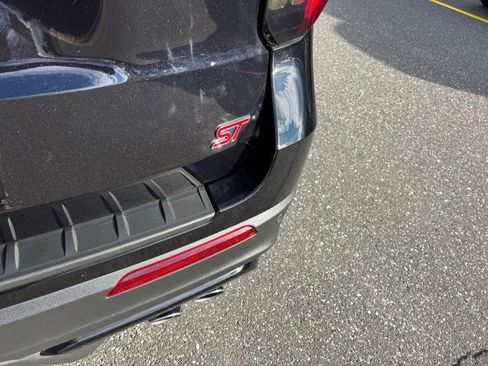 Certified 2025 Ford Explorer ST image 23