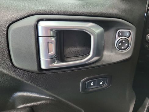 New 2026 Jeep Wrangler Unlimited Sport image 12