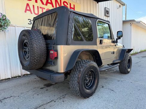 Used 2003 Jeep Wrangler X AWD/4WD image 4