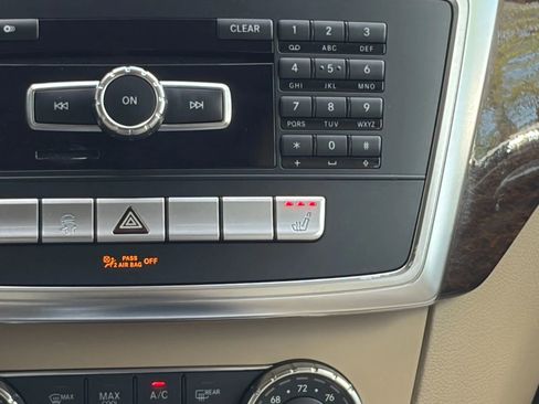 Used 2013 Mercedes-Benz GL 450 4MATIC image 25