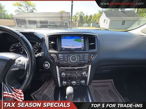 Used 2019 Nissan Pathfinder SL AWD/4WD image 32