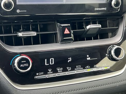 Certified 2022 Toyota Corolla SE FWD image 20