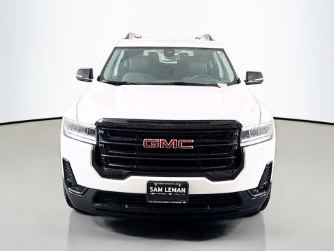 Used 2023 GMC Acadia SLT w/ Elevation Edition FWD image 2
