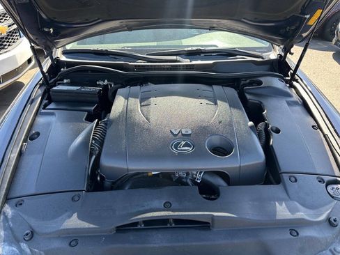 Used 2011 Lexus IS 250 w/ Premium Pkg Value Edition RWD image 18