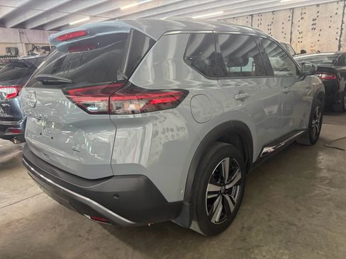 Used 2023 Nissan Rogue SL w/ SL Premium Package FWD image 2