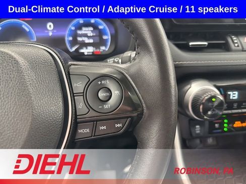 Used 2025 Toyota RAV4 Limited AWD/4WD image 29