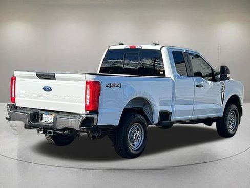 Certified 2024 Ford F250 XL w/ XL Chrome Package image 4