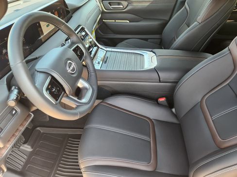 New 2026 Nissan Armada SL w/ Captain's Chari Seat Package AWD/4WD image 12