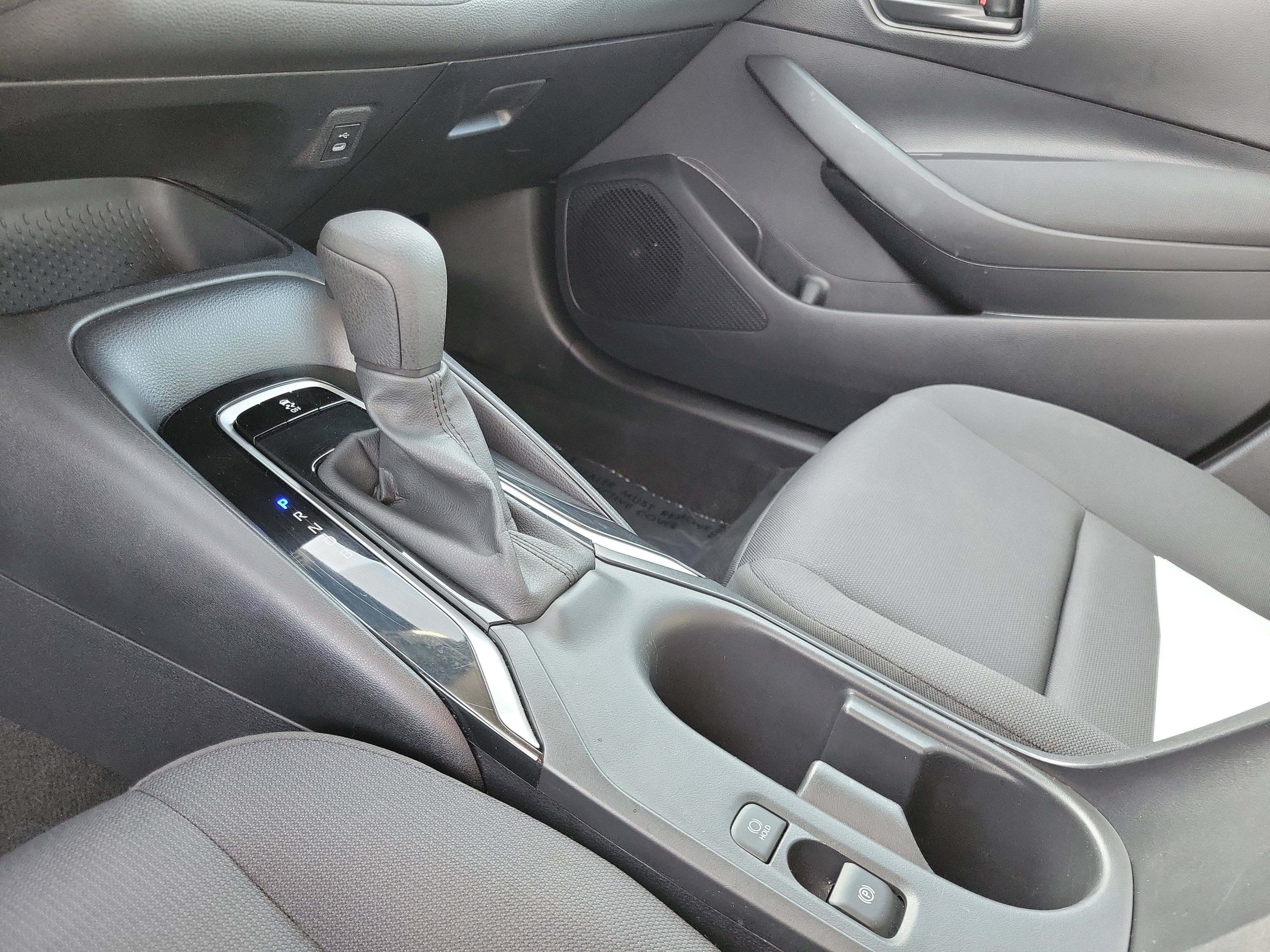 Used 2024 Toyota Corolla LE FWD image 29