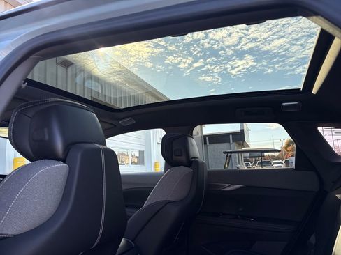 New 2026 Cadillac Optiq Sport 1 image 40