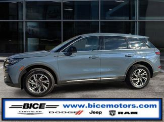 Used 2025 Lincoln Corsair Premiere video 1