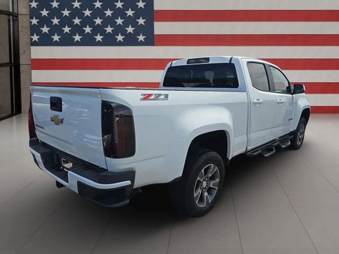 Used 2015 Chevrolet Colorado Z71 AWD/4WD image 2