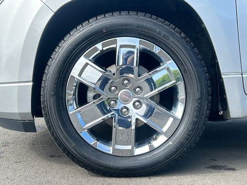 Used 2016 GMC Acadia Denali AWD/4WD image 13