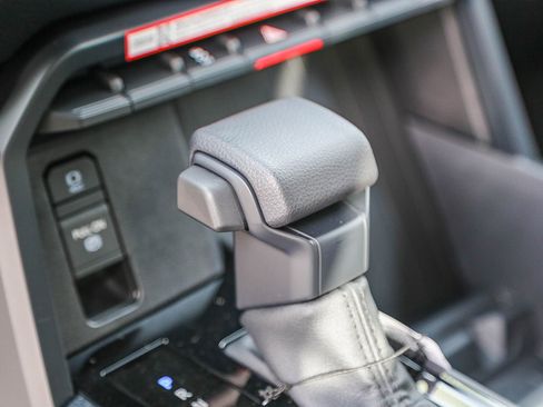 New 2026 Toyota Tundra SR image 20