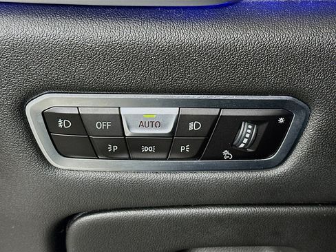 Used 2020 BMW X5 M50i w/ Executive Package image 17