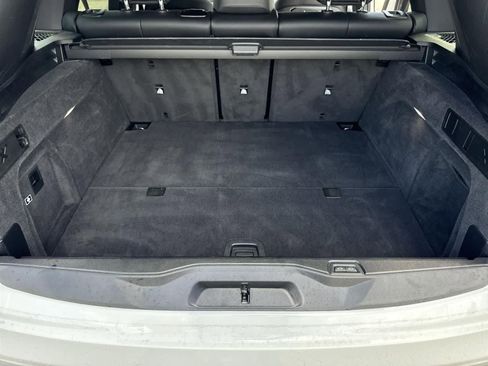 Used 2024 BMW X5 xDrive50e image 35