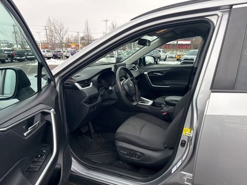 Certified 2020 Toyota RAV4 XLE image 8