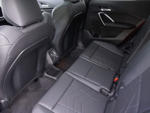 Certified 2025 BMW X2 xDrive28i AWD/4WD image 33