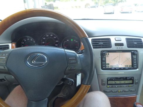 Used 2005 Lexus ES 330 FWD image 20
