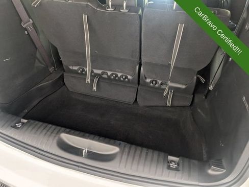 Used 2025 Chrysler Pacifica Select FWD image 28