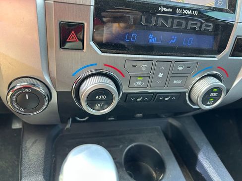 Used 2019 Toyota Tundra Limited w/ Limited Premium Package image 27