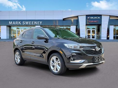 Used 2023 Buick Encore GX Preferred w/ Cold Weather Comfort Package AWD/4WD image 3