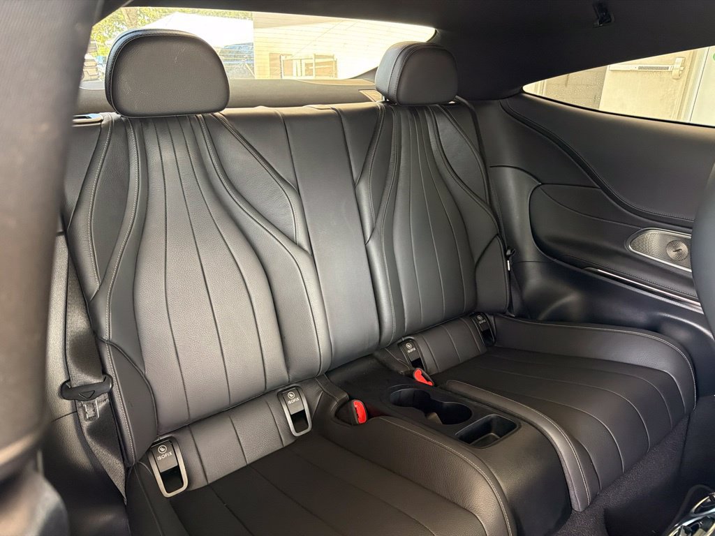 Used 2025 Mercedes-Benz CLE 300 4MATIC Coupe w/ AMG Line image 32