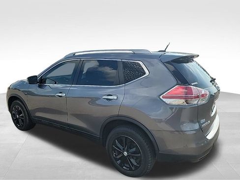 Used 2016 Nissan Rogue SV AWD/4WD image 10