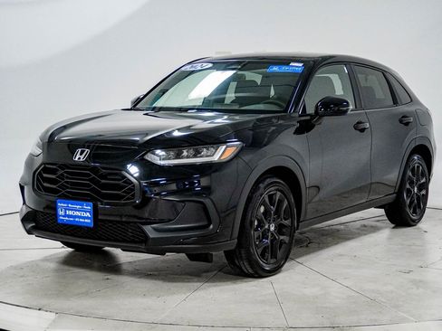 Certified 2024 Honda HR-V Sport image 3