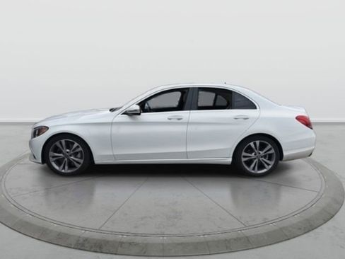 Used 2018 Mercedes-Benz C 300 Sedan image 4