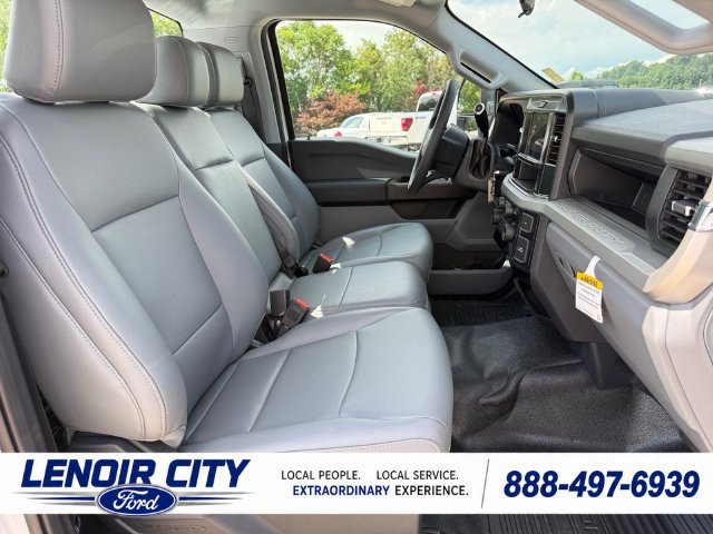 New 2025 Ford F250 XL RWD image 11