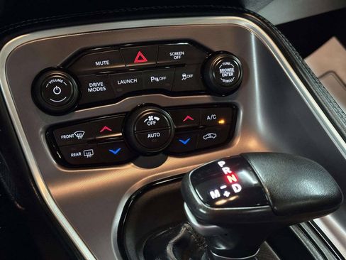 Used 2022 Dodge Challenger R/T Scat Pack w/ Driver Convenience Group RWD image 24