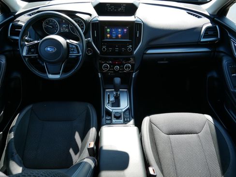Used 2019 Subaru Forester Premium image 10