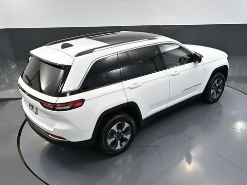 Used 2022 Jeep Grand Cherokee Limited 4xe image 59