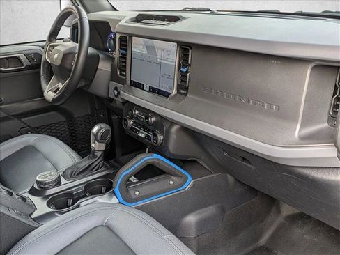 Used 2024 Ford Bronco Black Diamond image 21
