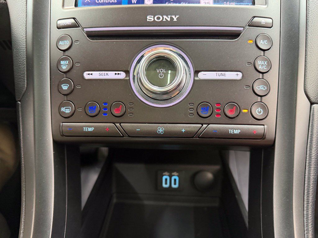 Used 2020 Ford Fusion Energi Titanium FWD image 26