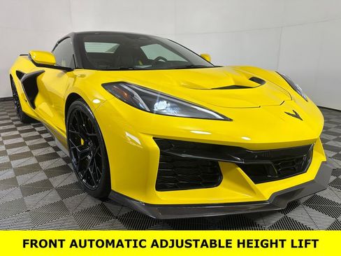 Used 2025 Chevrolet Corvette ZR1 w/ Stealth Interior Trim Package RWD image 11
