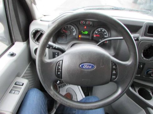 Used 2012 Ford E-450 and Econoline 450 Super Duty w/ PWR Locks & Windows Group RWD image 62