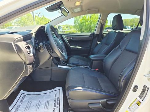 Used 2017 Toyota Corolla SE image 14