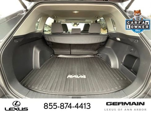 Used 2024 Toyota RAV4 XLE w/ Convenience Package image 23