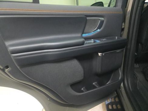 Used 2025 Ford Expedition Tremor AWD/4WD image 10