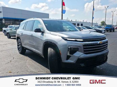New 2026 Chevrolet Traverse High Country AWD/4WD image 3