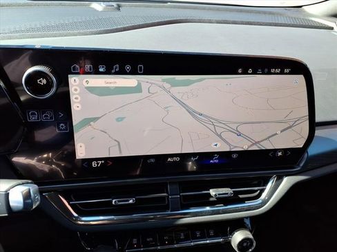 New 2026 Chevrolet Equinox EV LT image 17