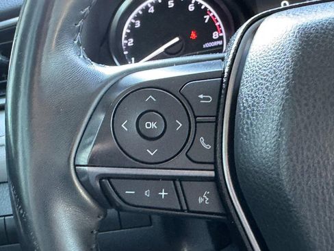 Used 2023 Toyota Camry SE FWD image 19
