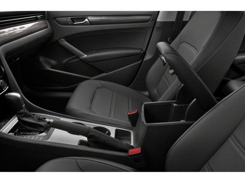 Used 2020 Volkswagen Passat 2.0T SE image 8