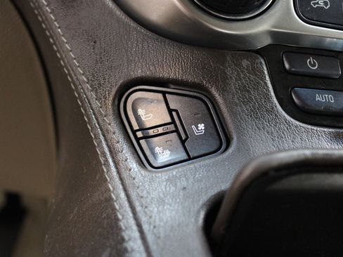 Used 2020 Chevrolet Suburban Premier image 29