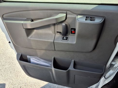 New 2026 GMC Savana 4500 w/ Power Convenience Package image 15